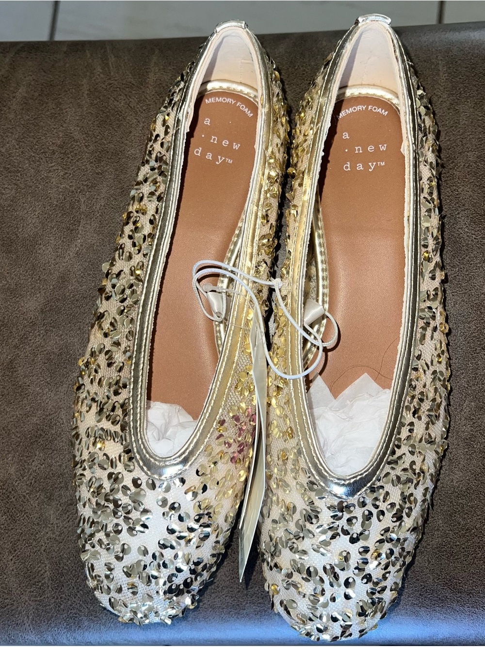 NWT A New Day Women Sammie Shoes with Memory Foam Insole - Champagne - Picture 4 of 8